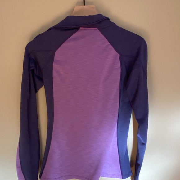 Under Armour 1/2 Zip - Picture 2 of 3